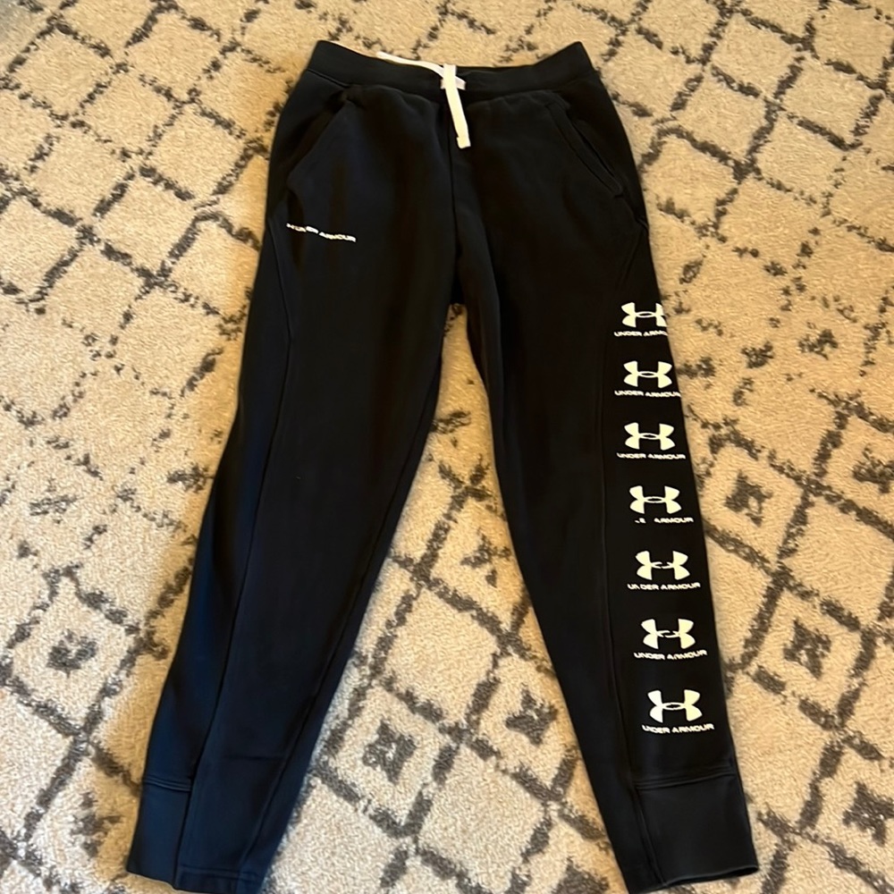 Boys Under Armour sweats